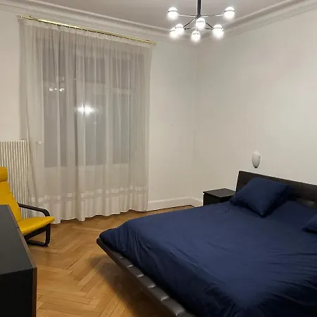 Bourgeois Centre Apartment