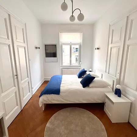 Bourgeois Centre Apartment